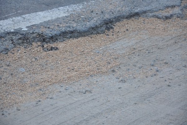 На Тернопільщині перекинулася вантажівка із Закарпаття: постраждав водій – 04