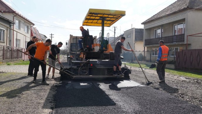 В одному з сіл Мукачівської ТГ відремонтують дороги на семи вулицях – 01