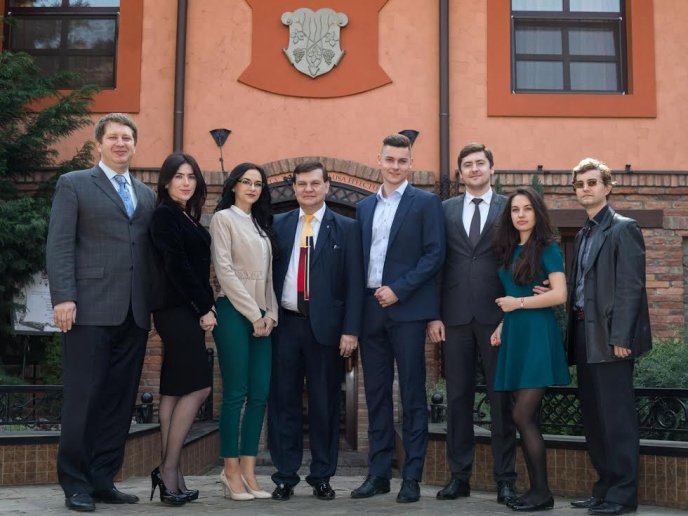 Адвокатура України повинна бути сильною – 01