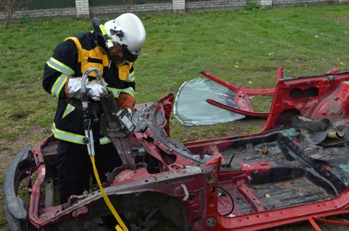Закарпатські рятувальники отримали подарунки від німецьких колег – 02