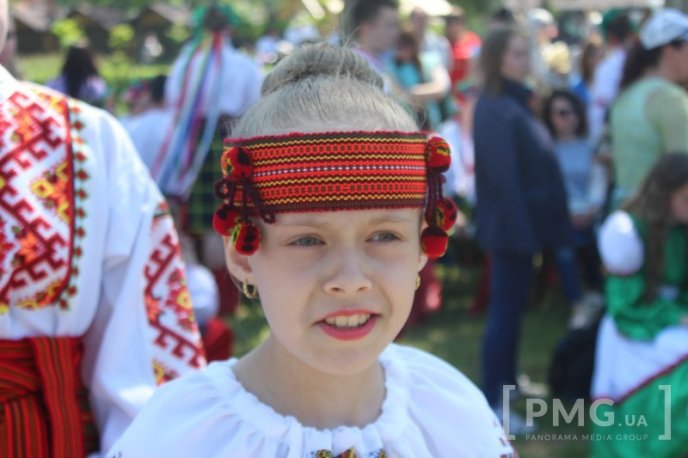 У Мукачеві визначили переможців фестивалю "Смарагдові витоки" – 03