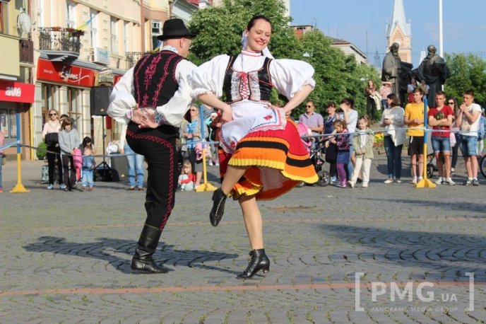 У Мукачеві відкрили фестиваль театральних колективів "Етно-Діа-Сфера" – 19