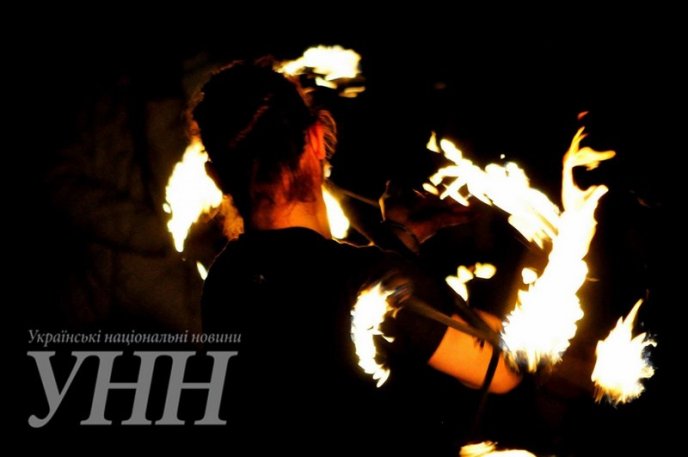 Міжнародний фестиваль вогняного мистецтва стартував в Ужгороді – 02