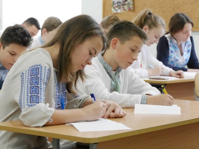 Як мер Ужгорода диктант писав – 03