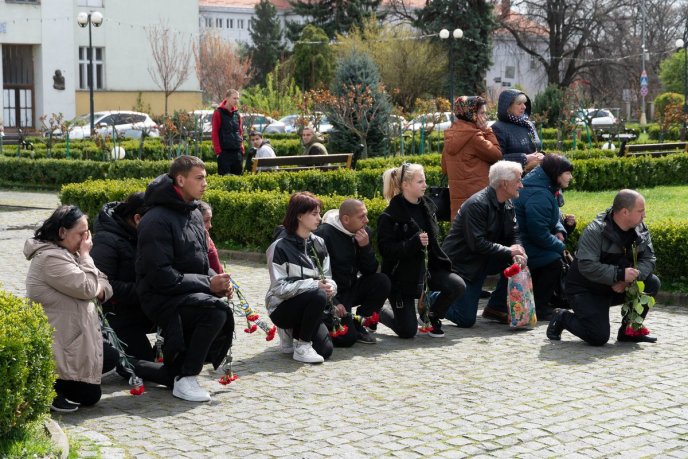 На Закарпатті сьогодні попрощалися з полеглим Героєм – 02