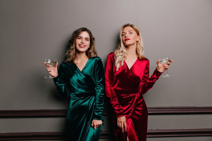 Зелений та червоний — основа новорічного свята / фото: Freepik