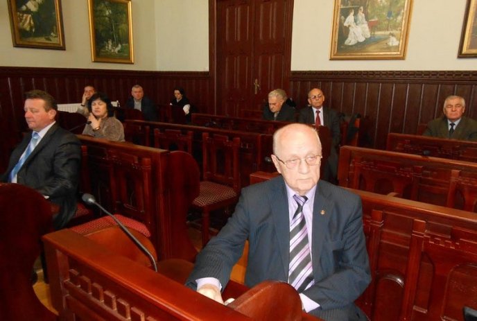 Громадська рада у Мукачеві висловилася за відставку Президента України, Кабінету Міністрів та розпуск Верховної Ради України (ФОТО) – 04