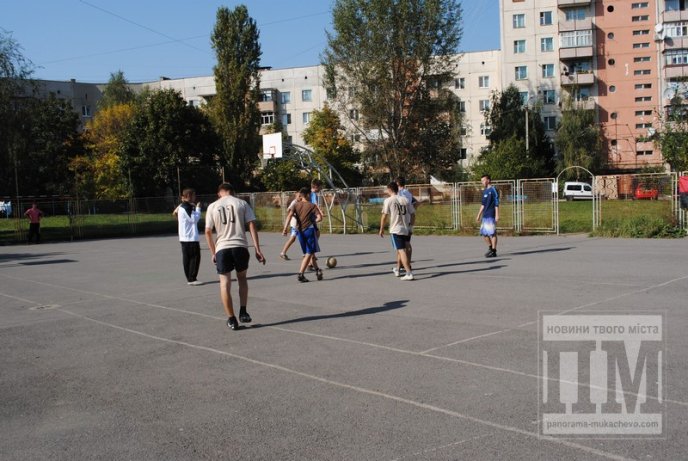 У Мукачеві відбувся благодійний міні-футбольний турнір (ФОТО) – 04