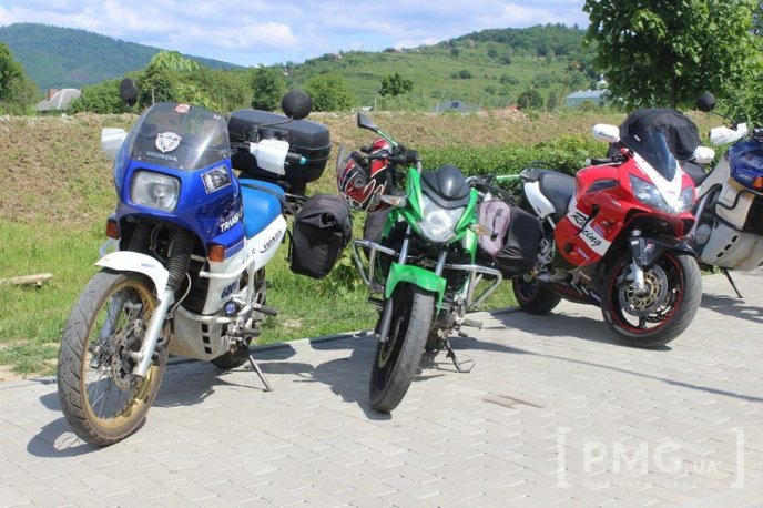 Фестиваль "Огинь і м’ясо" у Мукачеві стартував злетом байкерів – 03