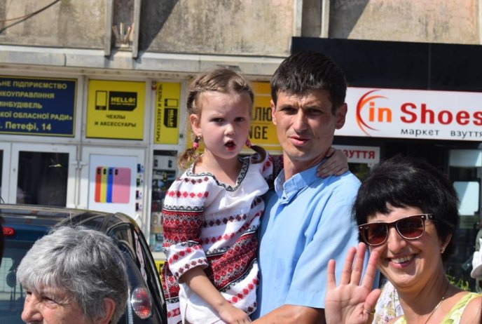 В Ужгороді проходить хода на захист сімейних цінностей – 16