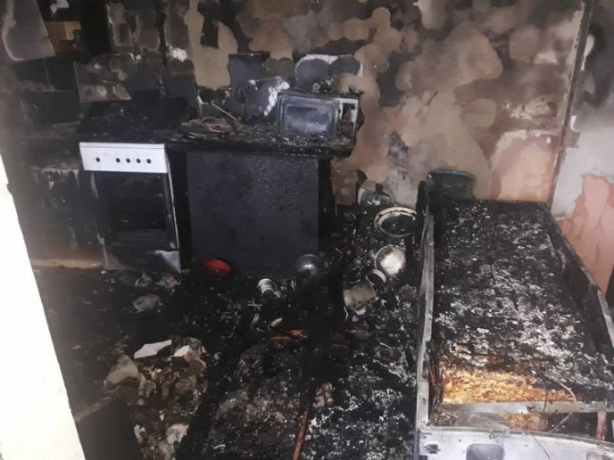 Впродовж доби горіли 4 надвірні споруди – 01