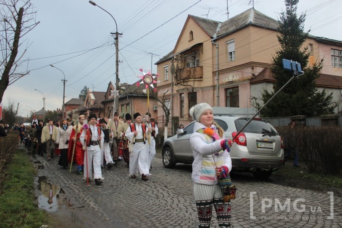 У Мукачеві урочисто відкрили фестиваль "Червене вино – 2016" – 30
