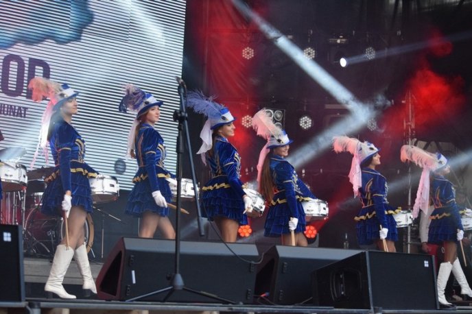 На концерті до Дня Ужгорода виступала співачка Аліна Паш – 09