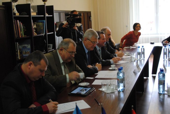 До Мукачева завітала високоповажна угорська делегація (ФОТО) – 12