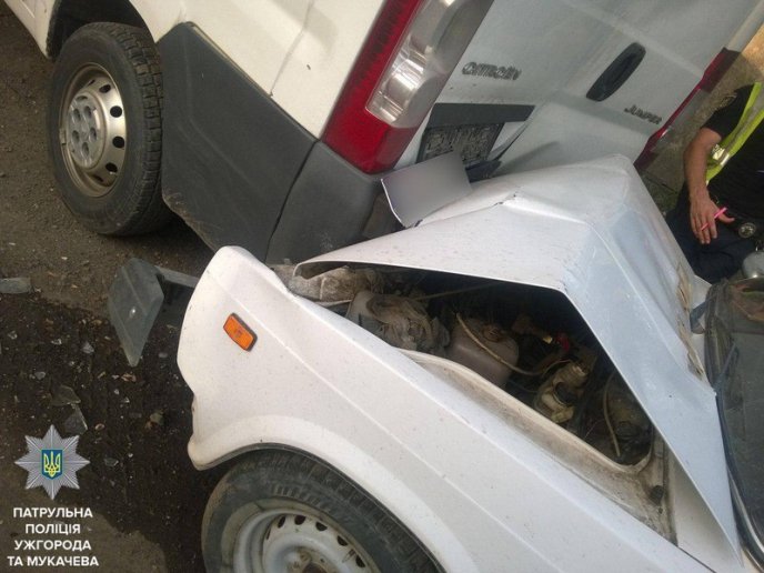 Майже смертельна доза алкоголю в крові призвела до ДТП – 05