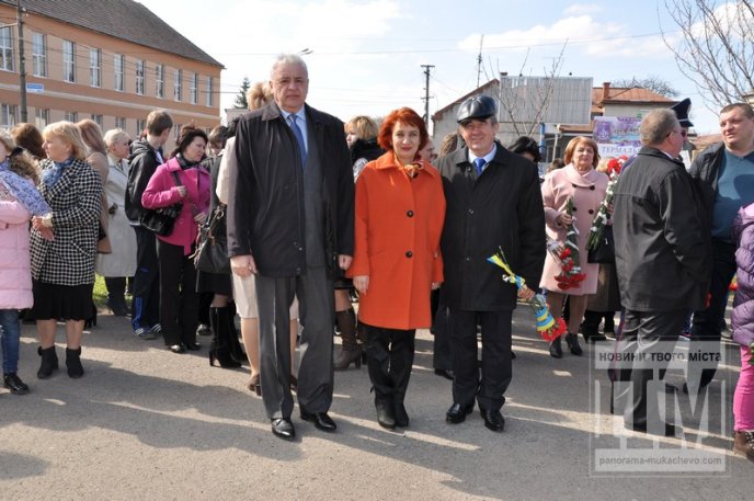 У день 200-річчя від дня народження Тараса Шевченка, мукачівці вшановували його пам’ять (ФОТО) – 06