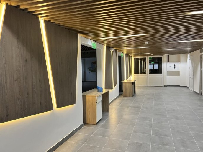 З минулого в майбутнє: як на Закарпатті зі старої споруди зробили сучасний медзаклад – 14