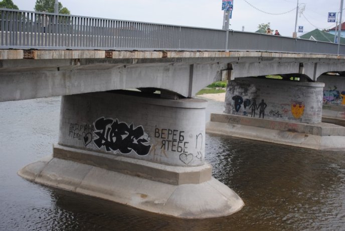 Мукачево розмальовують графіті (ФОТОРЕПОРТАЖ) – 02