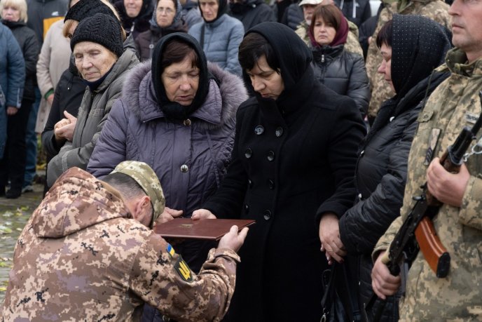 На Закарпатті поховали 33-річного військового – 03