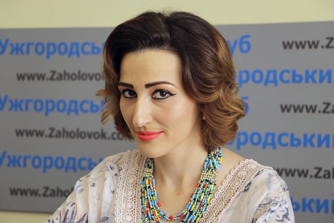 Закарпатські юні красуні, що тріумфували на конкурсі краси у Чернівцях, поділились своїми враженнями – 04