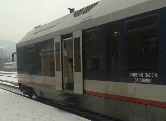 На Закарпаття почав курсувати комфортабельний приміський потяг "Коломия-Рахів" – 01 На Закарпаття почав курсувати комфортабельний приміський потяг "Коломия-Рахів" – 01