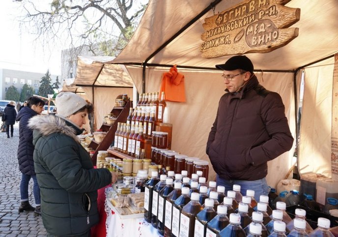 В Ужгороді розпочався «Медовуха Фест» – 13