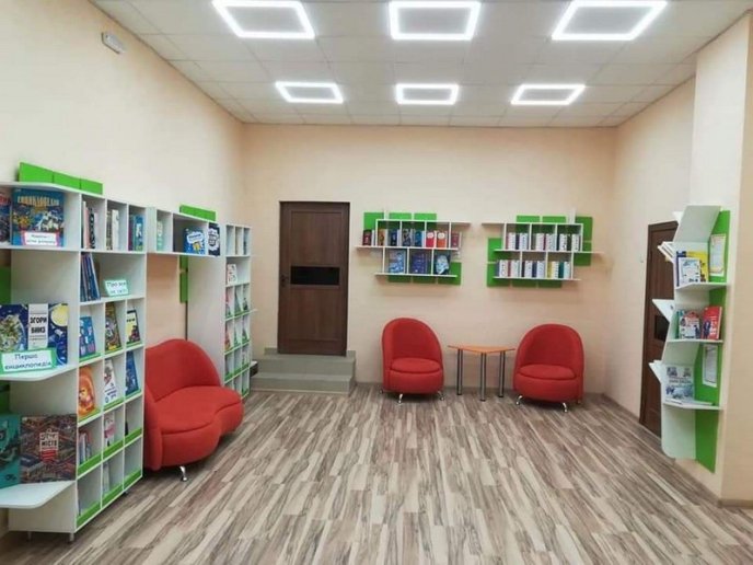 У Мукачеві відкрили "Бібліотеку дитячих мрій" – 04