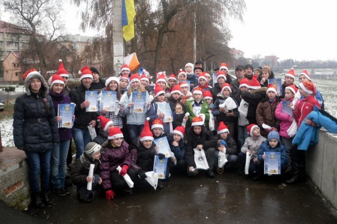 В центрі Мукачева відбувались змагання зі спортивного орієнтування (ФОТО) – 19 В центрі Мукачева відбувались змагання зі спортивного орієнтування (ФОТО) – 19
