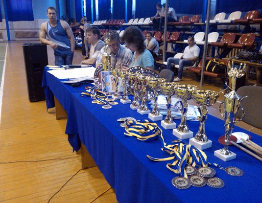 На першості Ужгорода із жиму лежачи перемогли мукачівці (ФОТО)  – 05