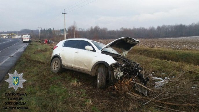 Поліція оприлюднила фото з місця резонансної ДТП на трасі Київ-Чоп, що на Закарпатті – 01