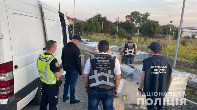 Заїхав через КПП "Лужанка": в області викрили злочинну схему – 07 Заїхав через КПП "Лужанка": в області викрили злочинну схему – 07