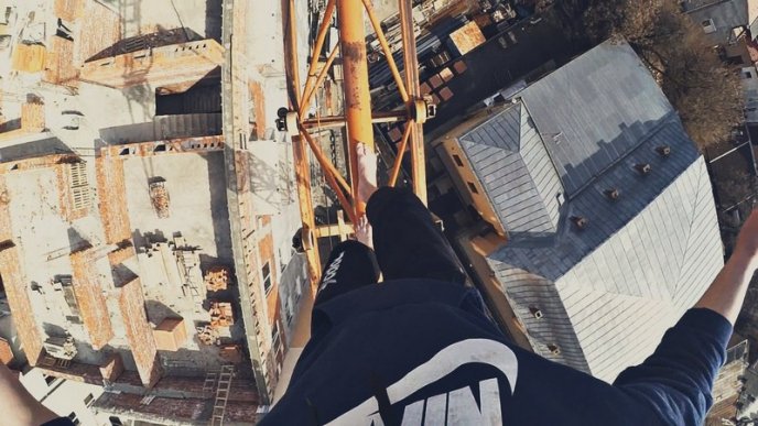 Карколомні трюки закарпатського руфера: на межі можливого – 04