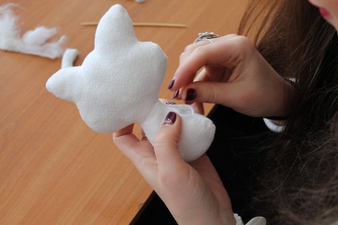 У Закарпатській обласній бібліотеці відбувся майстер-клас з виготовлення іграшок-валентинок – 11