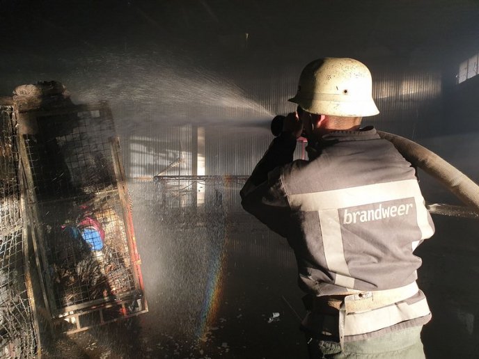 Пожежа на "Новій пошті" у Мукачеві: подробиці від рятувальників – 03 Пожежа на "Новій пошті" у Мукачеві: подробиці від рятувальників – 03