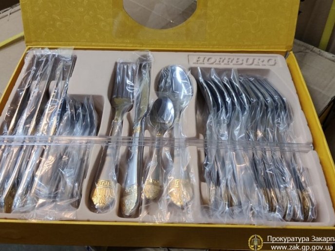 Закарпатські правоохоронці викрили масштабну схему незаконного імпорту товарів – 05 Закарпатські правоохоронці викрили масштабну схему незаконного імпорту товарів – 05