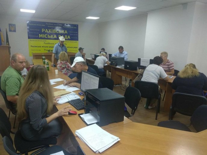 У Рахові продовжують ліквідовувати наслідки негоди – 06