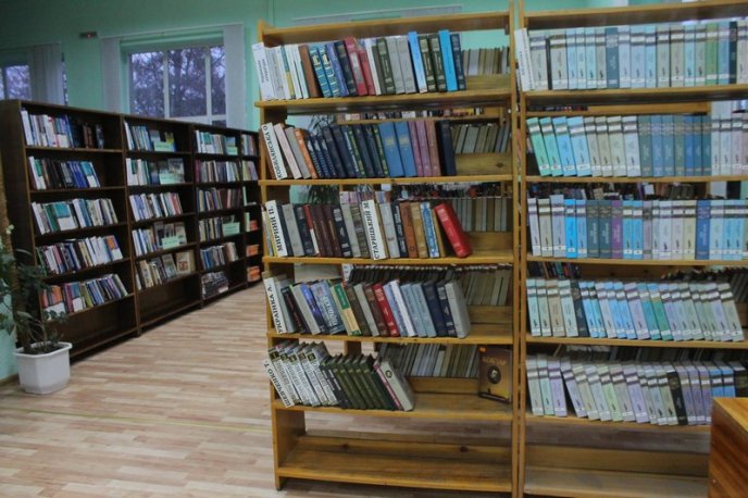 У Мукачеві оновили міську бібліотеку – 01