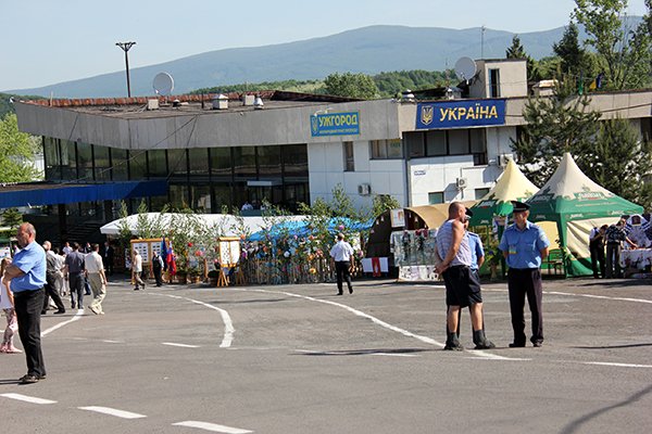 На території пункту пропуску Ужгород – Вишнє Нємецьке пройшов День українсько-словацького добросусідства (ФОТО) – 04