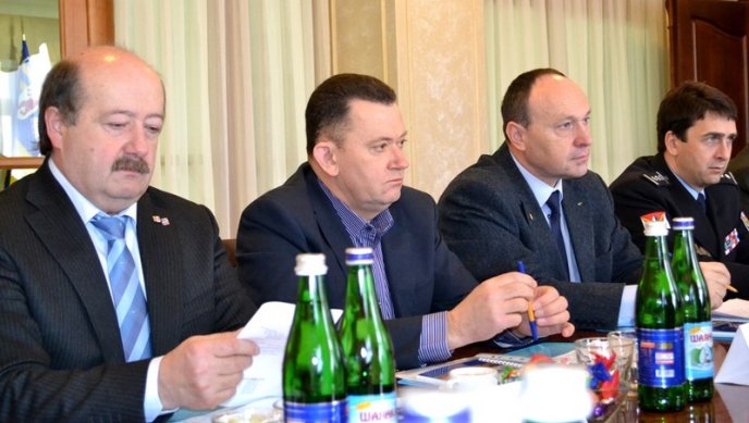 Край Височина та Закарпаття обговорили інвестиційні проекти у рамках співпраці на 2017 рік – 06