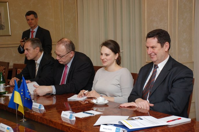 Голова облради Михайло Рівіс зустрівся з делегацією Місії ЄС – 10 Голова облради Михайло Рівіс зустрівся з делегацією Місії ЄС – 10