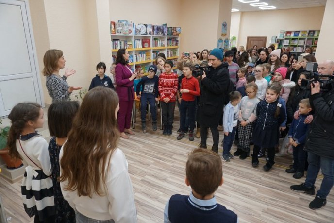 У Мукачеві відкрили "Бібліотеку дитячих мрій" – 07