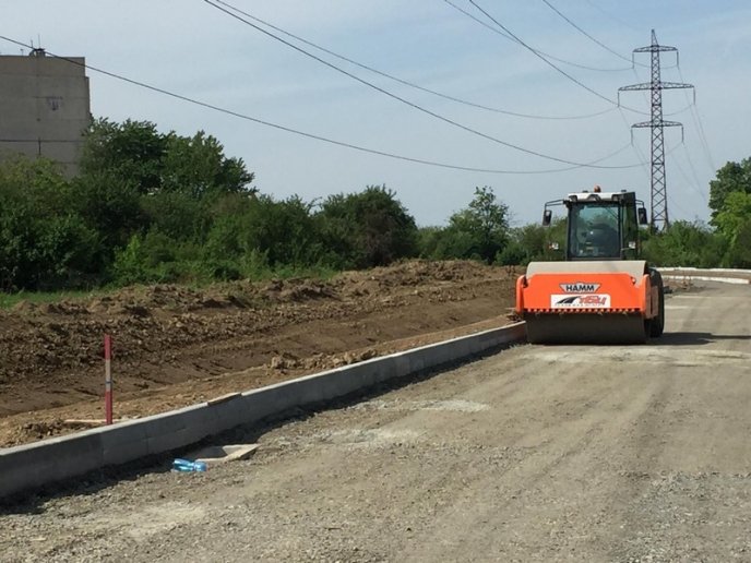 У Мукачеві будують нову вулицю – 06