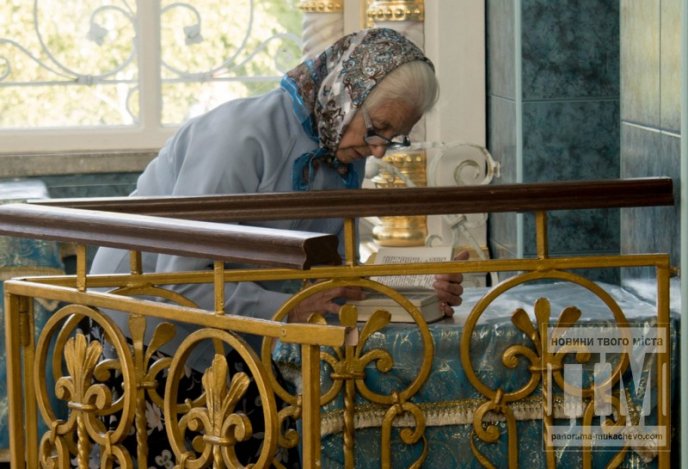 У Мукачівському Свято-Миколаївському жіночому монастирі святкують Успіння Пресвятої Богородиці (ФОТОРЕПОРТАЖ) – 15