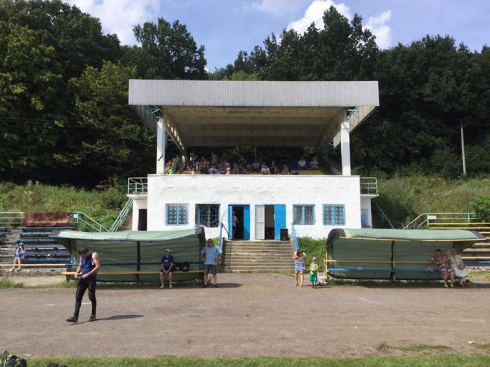 У Перечині ужгородські "Лісоруби" програли київським "Бульдогам" – 07