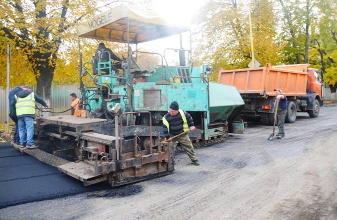 В Ужгороді триває ремонт вулиці Собранецької – 06