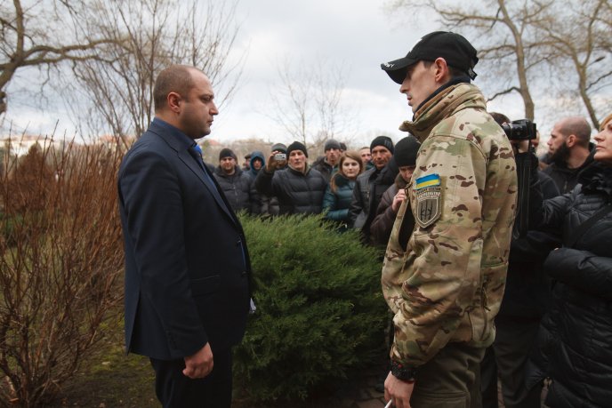 Прокуратура виписала 52 повістки для активістів "Правого сектору" та інших націоналістичних організацій – 02 Прокуратура виписала 52 повістки для активістів "Правого сектору" та інших націоналістичних організацій – 02
