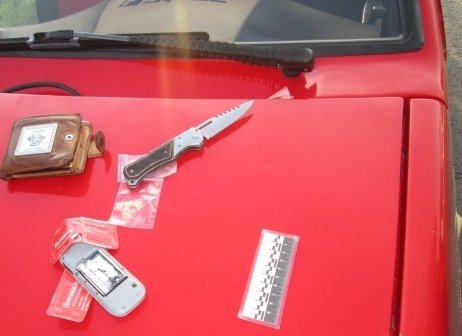 Правоохоронці затримали мешканця Рахівщини, у якого знайшли наркотики, гранату і нунчаки – 01