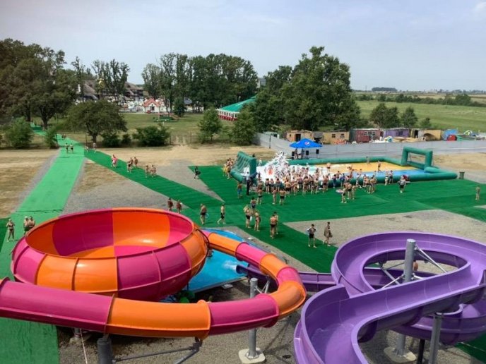 Сьогодні відкрився перший закарпатський аквапарк "Косино" – 02