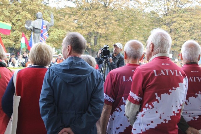Ужгородом та районом бігають орієнтувальники на міжнародних змаганнях «Кубок Дружби - 2013» та чемпіонаті України з багатоборств (ФОТО) – 05