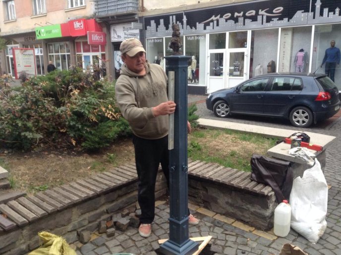 У центрі Мукачева з’явився міні-пам’ятник Ференцу Ракоці ІІ – 06